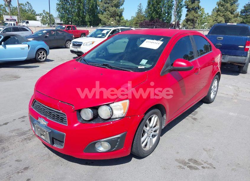 Photo 6 of 2012 Chevrolet Sonic 2LT (VIN 1G1JC5SH6C4135646)