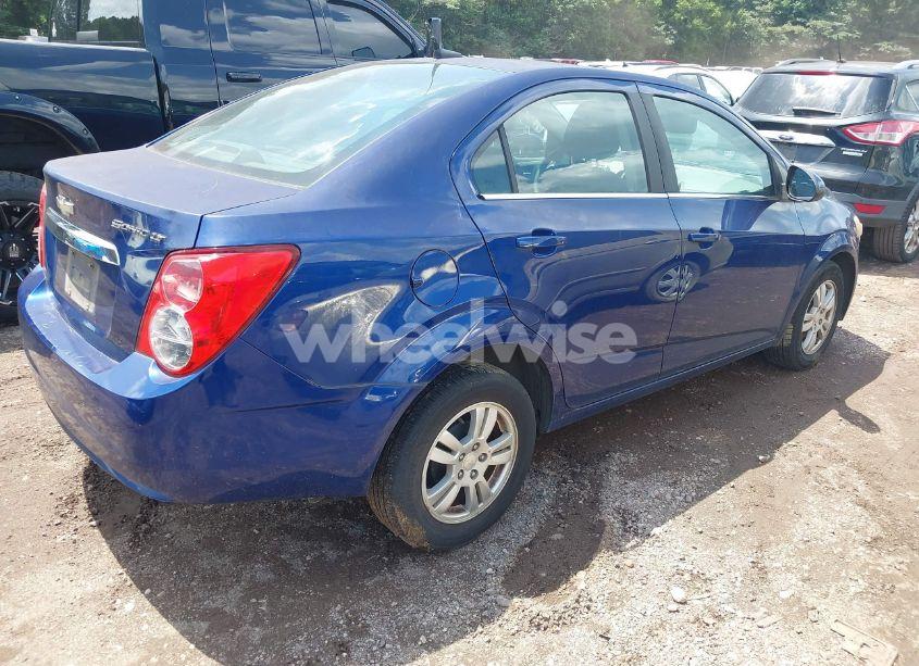 Photo 4 of 2013 Chevrolet Sonic LT AUTO (VIN 1G1JC5SH6D4117133)