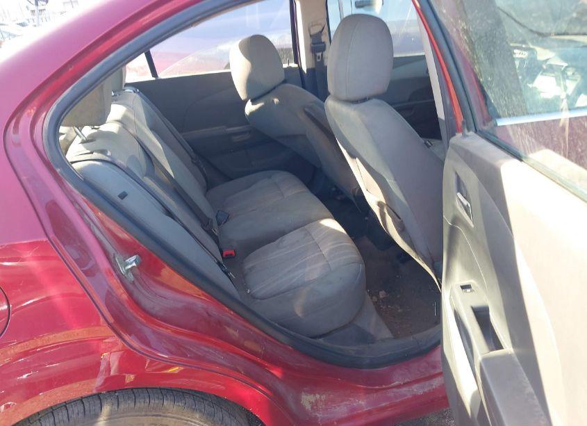 Photo 8 of 2013 Chevrolet Sonic LT AUTO (VIN 1G1JC5SH6D4209665)