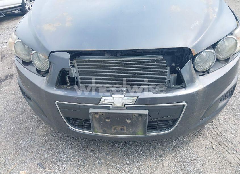 Photo 13 of 2013 Chevrolet Sonic LT AUTO (VIN 1G1JC5SH6D4236705)