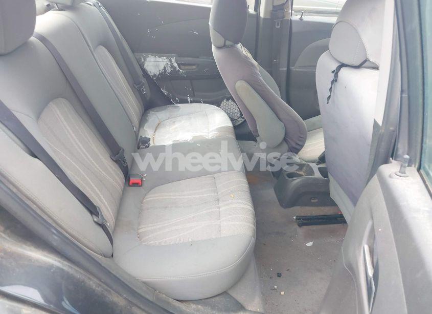 Photo 8 of 2013 Chevrolet Sonic LT AUTO (VIN 1G1JC5SH6D4236705)