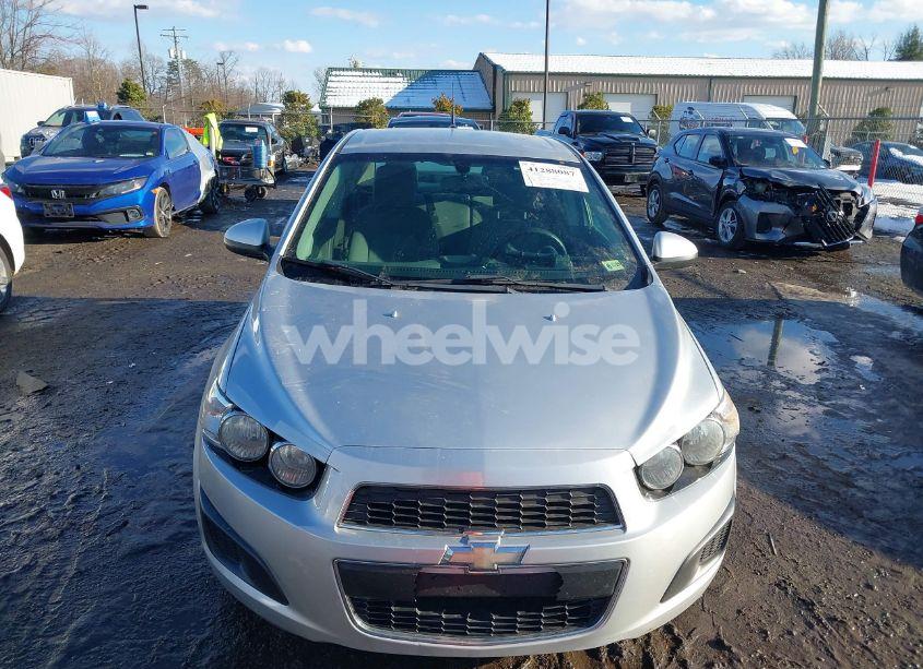 Photo 13 of 2014 Chevrolet Sonic LT AUTO (VIN 1G1JC5SH6E4103024)