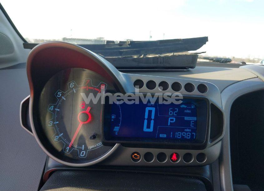 Photo 7 of 2014 Chevrolet Sonic LT AUTO (VIN 1G1JC5SH6E4103024)