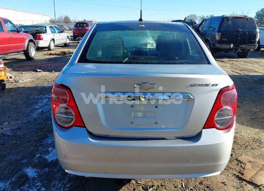 Photo 16 of 2014 Chevrolet Sonic LT AUTO (VIN 1G1JC5SH6E4113410)