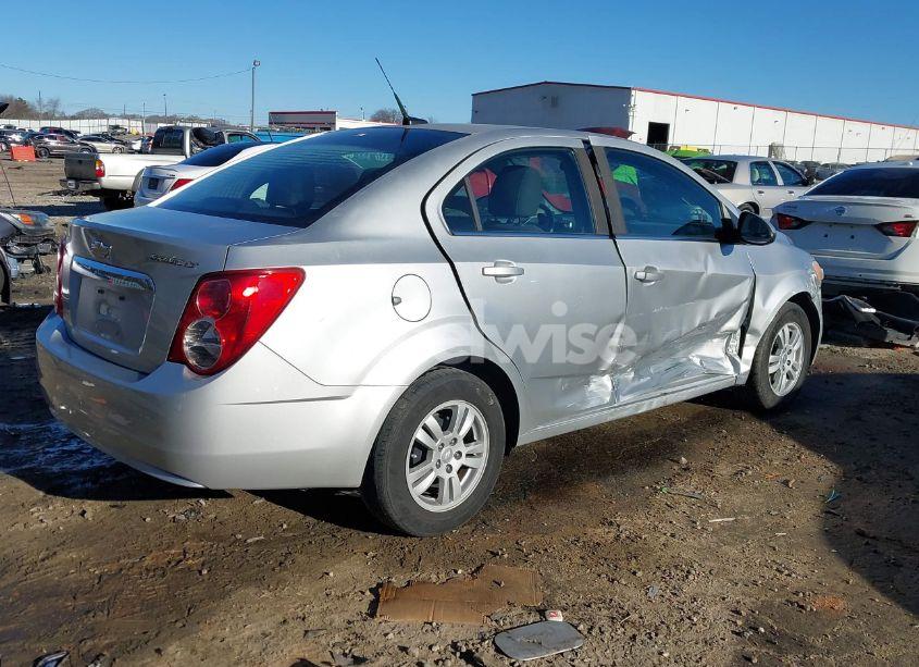 Photo 17 of 2014 Chevrolet Sonic LT AUTO (VIN 1G1JC5SH6E4113410)