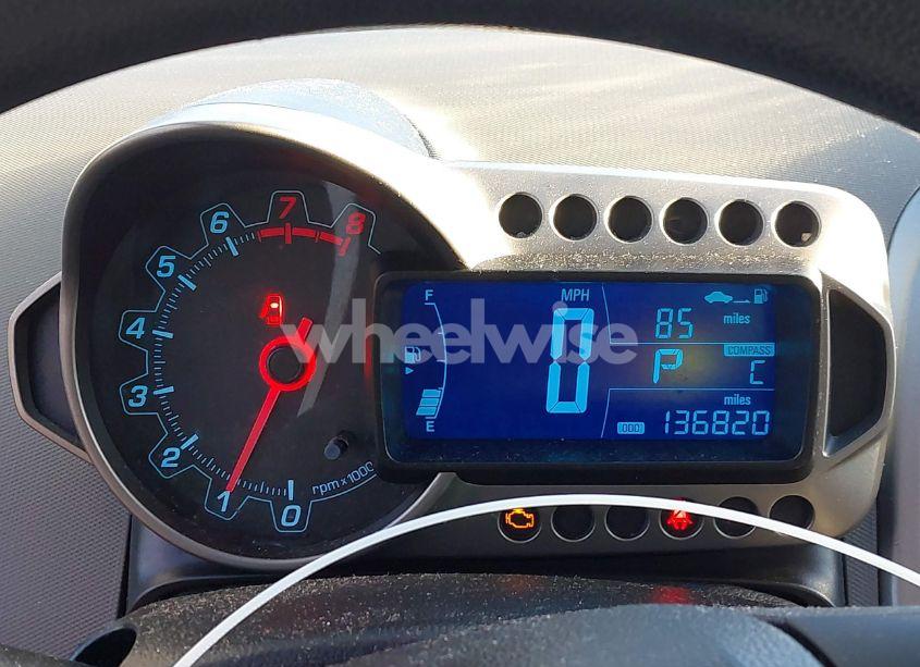 Photo 7 of 2014 Chevrolet Sonic LT AUTO (VIN 1G1JC5SH6E4113410)