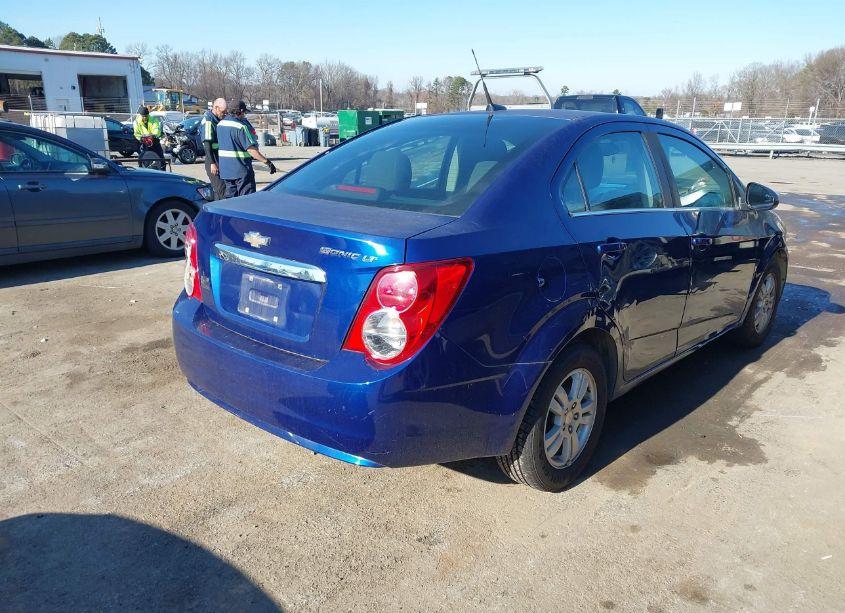 Photo 4 of 2014 Chevrolet Sonic LT AUTO (VIN 1G1JC5SH6E4145905)