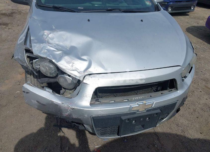 Photo 12 of 2014 Chevrolet Sonic LT AUTO (VIN 1G1JC5SH6E4153549)