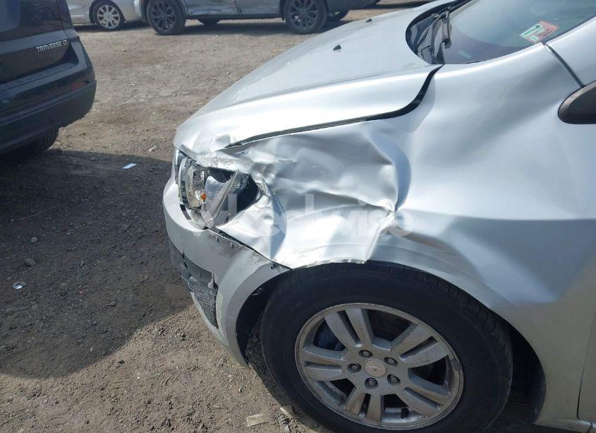 Photo 15 of 2014 Chevrolet Sonic LT AUTO (VIN 1G1JC5SH6E4153549)