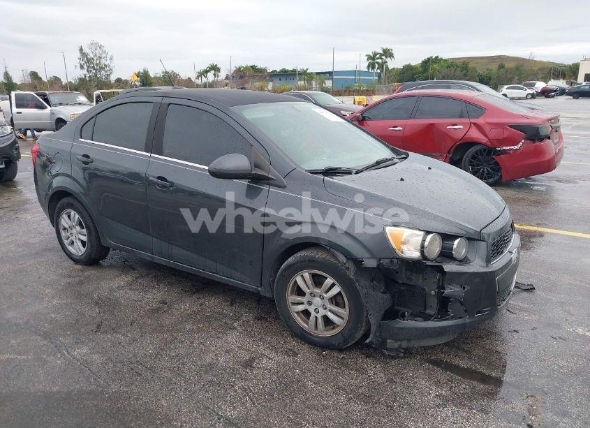2014 Chevrolet Sonic LT AUTO (VIN 1G1JC5SH6E4162784) main photo
