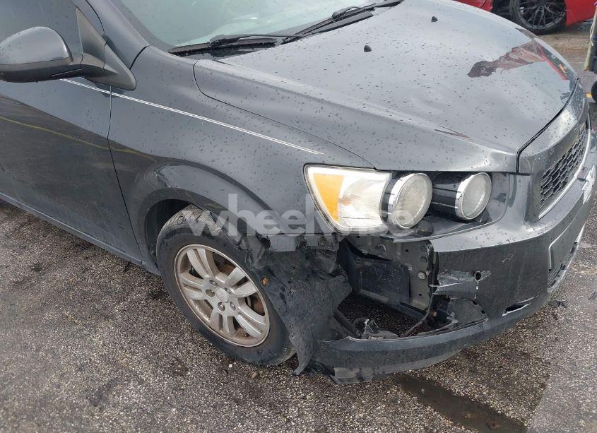 Photo 12 of 2014 Chevrolet Sonic LT AUTO (VIN 1G1JC5SH6E4162784)