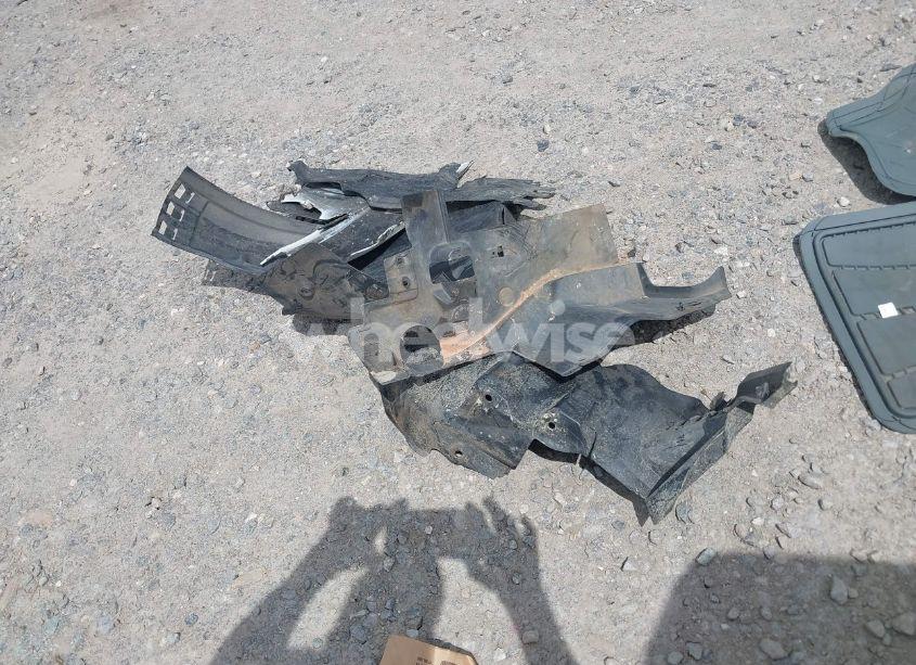 Photo 12 of 2014 Chevrolet Sonic LT AUTO (VIN 1G1JC5SH6E4215922)