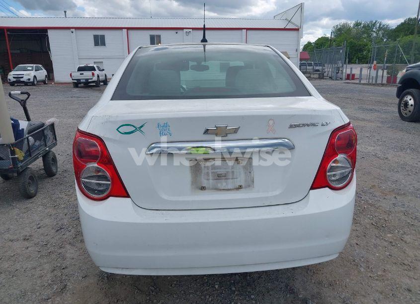 Photo 17 of 2014 Chevrolet Sonic LT AUTO (VIN 1G1JC5SH6E4215922)