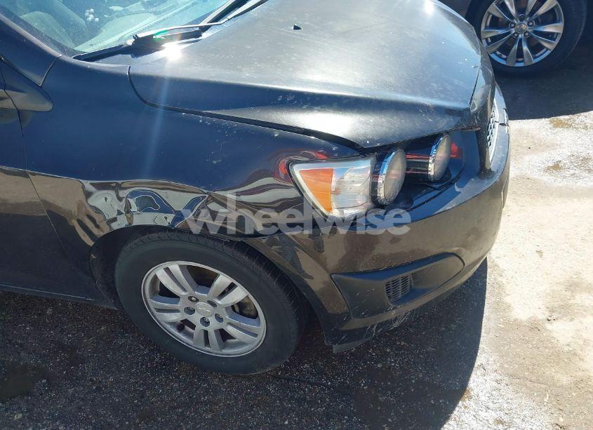 Photo 14 of 2014 Chevrolet Sonic LT AUTO (VIN 1G1JC5SH6E4243994)