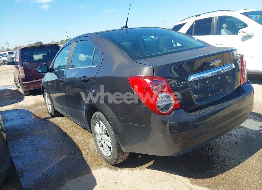 Photo 3 of 2014 Chevrolet Sonic LT AUTO (VIN 1G1JC5SH6E4243994)