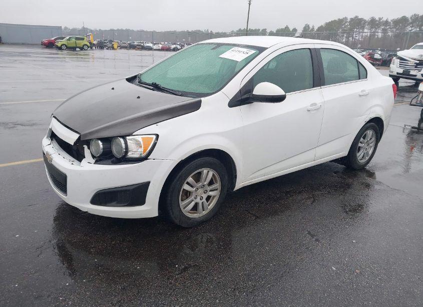 Photo 2 of 2015 Chevrolet Sonic LT AUTO (VIN 1G1JC5SH6F4218210)