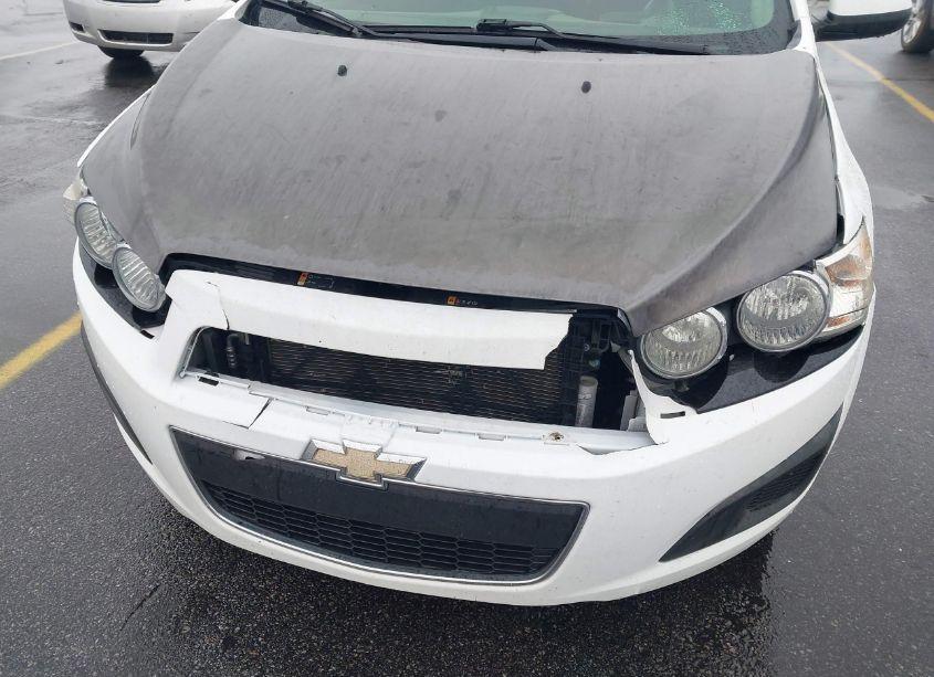 Photo 6 of 2015 Chevrolet Sonic LT AUTO (VIN 1G1JC5SH6F4218210)