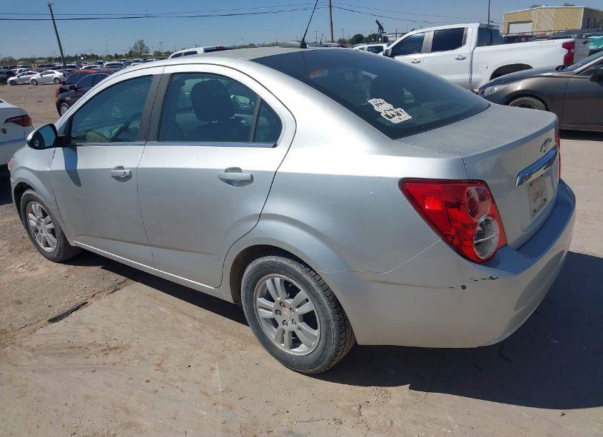 Photo 3 of 2016 Chevrolet Sonic LT AUTO (VIN 1G1JC5SH6G4110381)