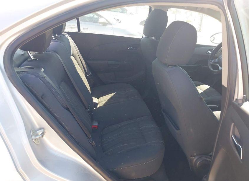 Photo 8 of 2016 Chevrolet Sonic LT AUTO (VIN 1G1JC5SH6G4110381)