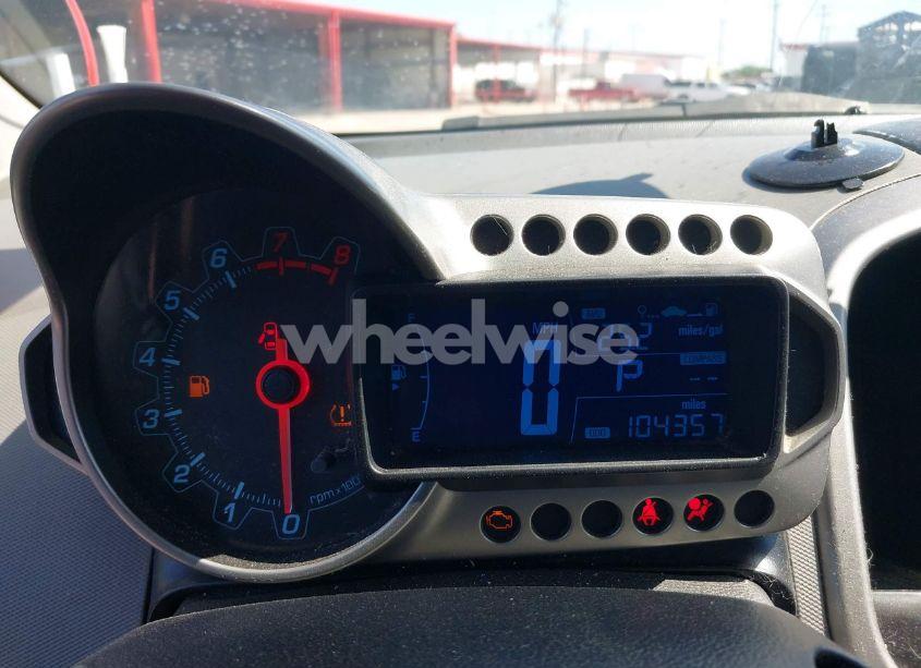 Photo 7 of 2016 Chevrolet Sonic LT AUTO (VIN 1G1JC5SH6G4175764)