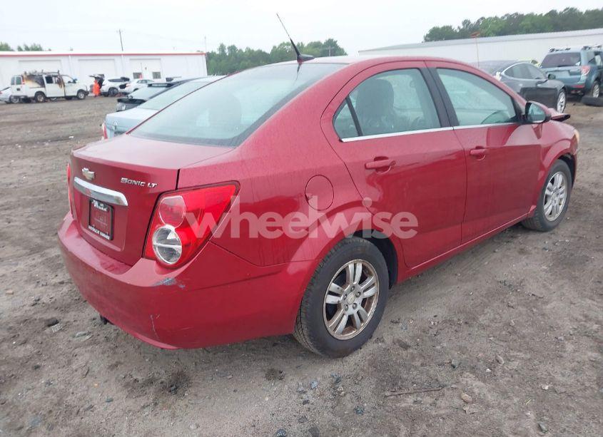 Photo 4 of 2012 Chevrolet Sonic 2LT (VIN 1G1JC5SH7C4157011)