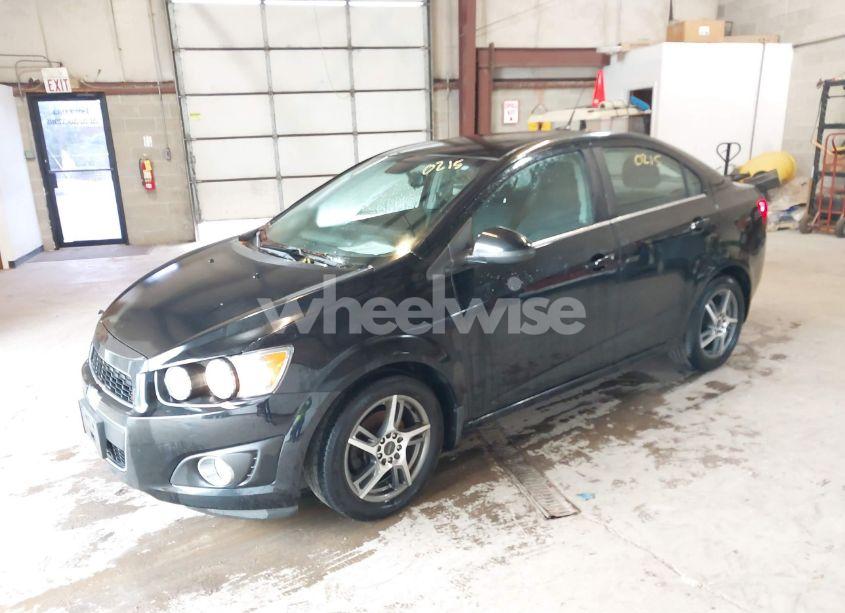 Photo 2 of 2012 Chevrolet Sonic 2LT (VIN 1G1JC5SH7C4163455)