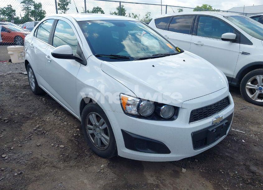 2012 Chevrolet Sonic 2LT (VIN 1G1JC5SH7C4174696) main photo