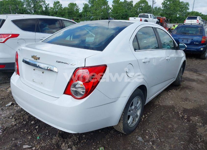 Photo 4 of 2012 Chevrolet Sonic 2LT (VIN 1G1JC5SH7C4174696)