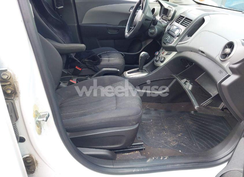 Photo 5 of 2012 Chevrolet Sonic 2LT (VIN 1G1JC5SH7C4174696)