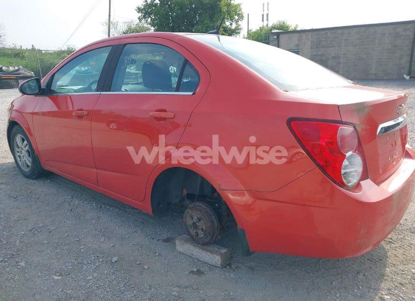 Photo 3 of 2012 Chevrolet Sonic 2LT (VIN 1G1JC5SH7C4185231)