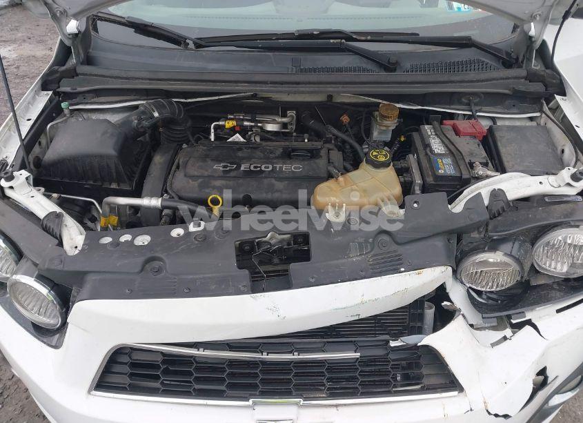 Photo 10 of 2012 Chevrolet Sonic 2LT (VIN 1G1JC5SH7C4226621)