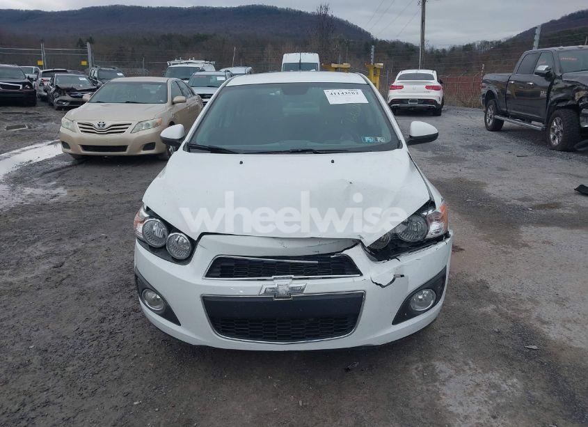 Photo 12 of 2012 Chevrolet Sonic 2LT (VIN 1G1JC5SH7C4226621)