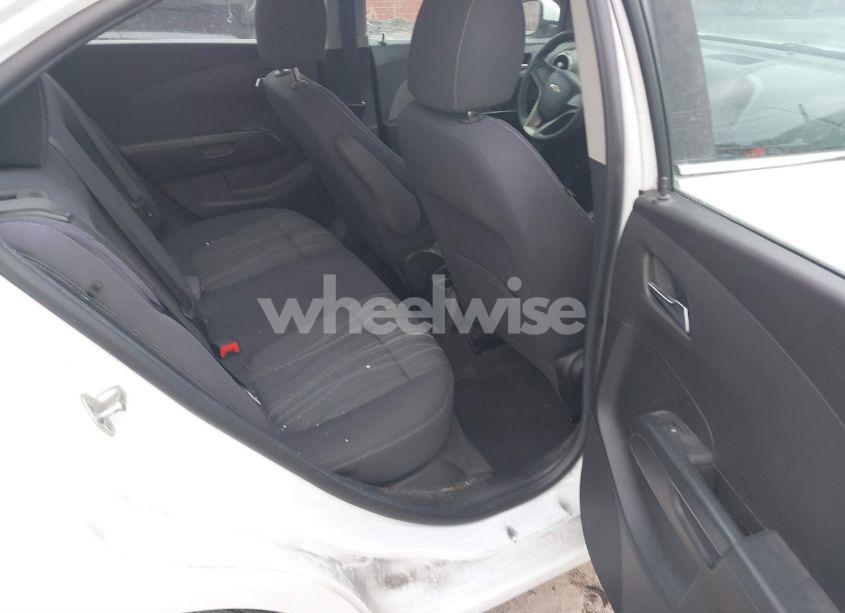 Photo 8 of 2012 Chevrolet Sonic 2LT (VIN 1G1JC5SH7C4226621)