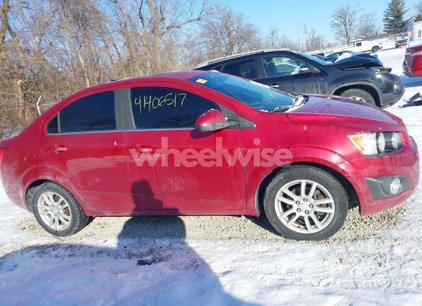 Photo 14 of 2013 Chevrolet Sonic LT AUTO (VIN 1G1JC5SH7D4130943)