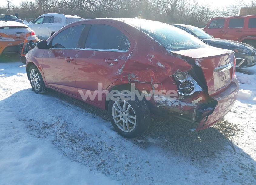 Photo 3 of 2013 Chevrolet Sonic LT AUTO (VIN 1G1JC5SH7D4130943)