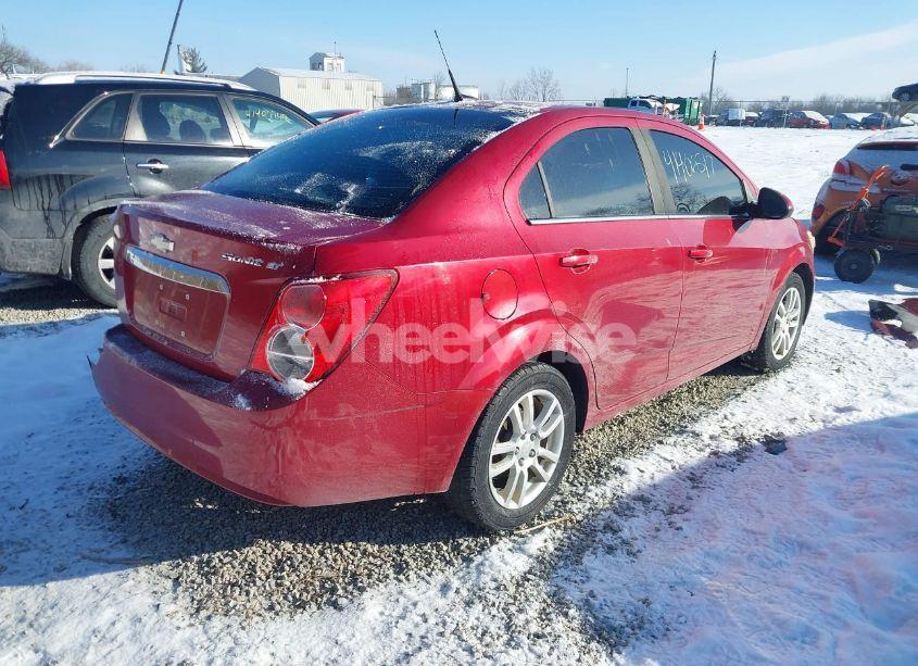 Photo 4 of 2013 Chevrolet Sonic LT AUTO (VIN 1G1JC5SH7D4130943)