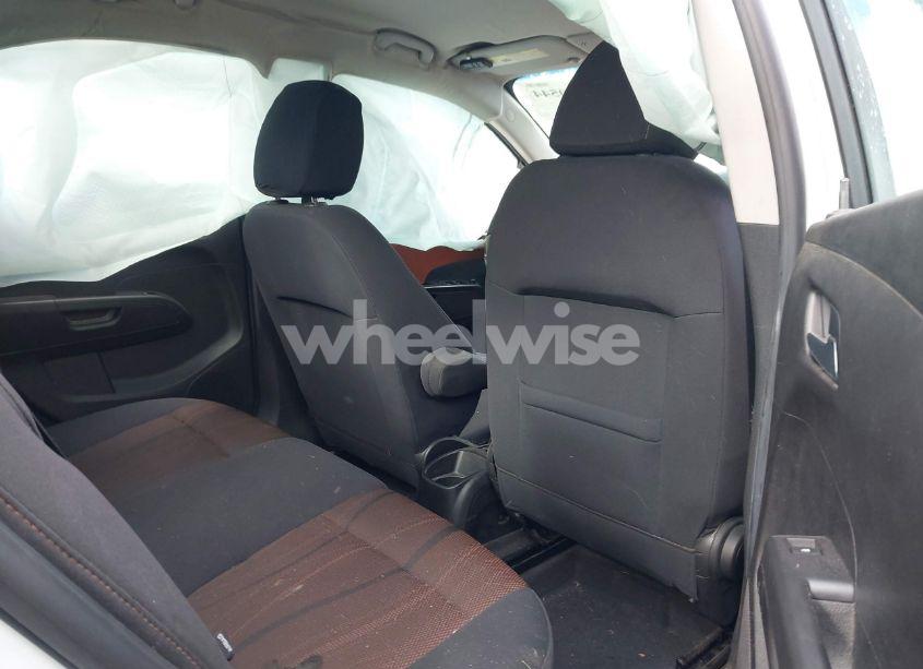 Photo 8 of 2013 Chevrolet Sonic LT AUTO (VIN 1G1JC5SH7D4207505)