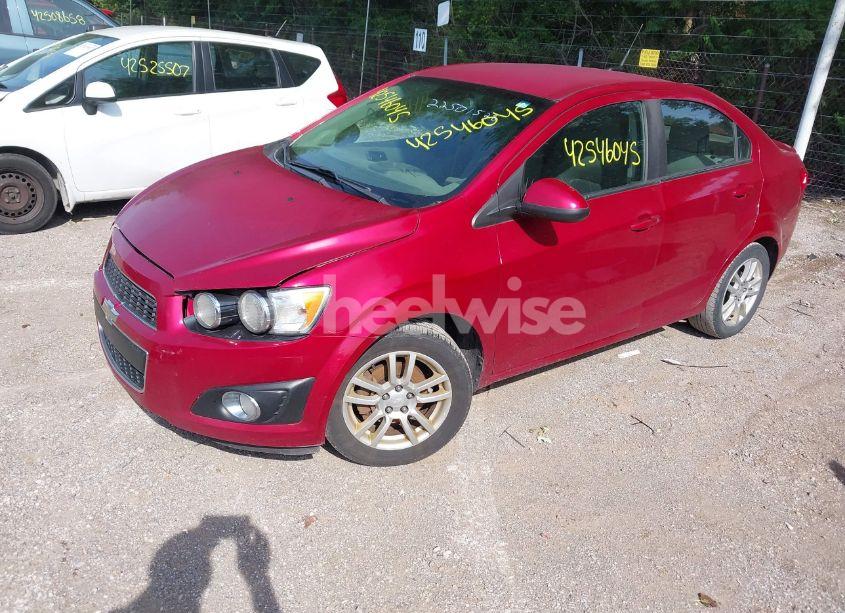 Photo 2 of 2013 Chevrolet Sonic LT AUTO (VIN 1G1JC5SH7D4238219)