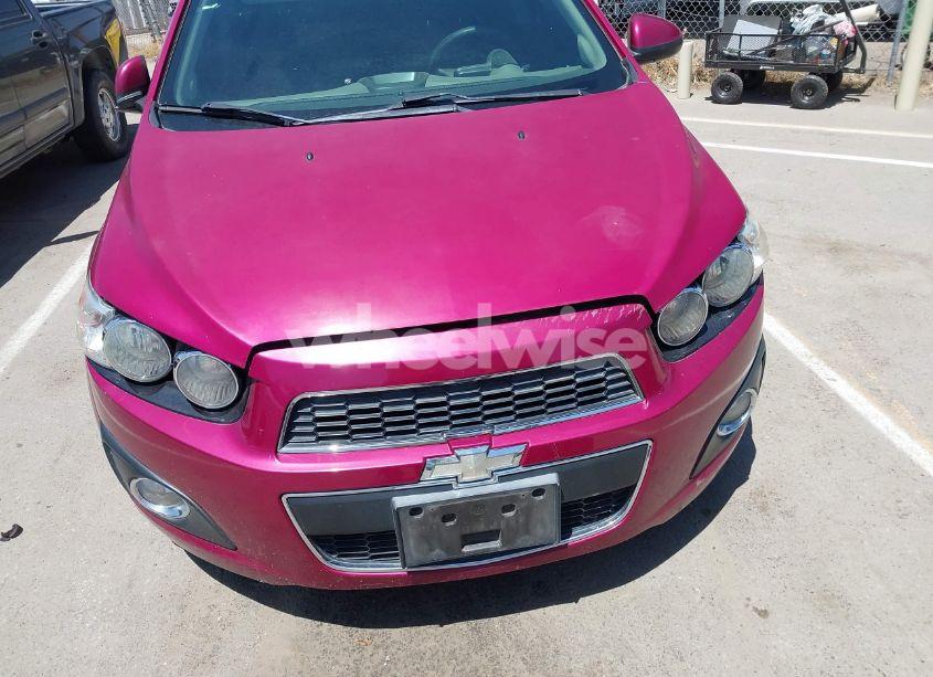 Photo 13 of 2014 Chevrolet Sonic LT AUTO (VIN 1G1JC5SH7E4121869)