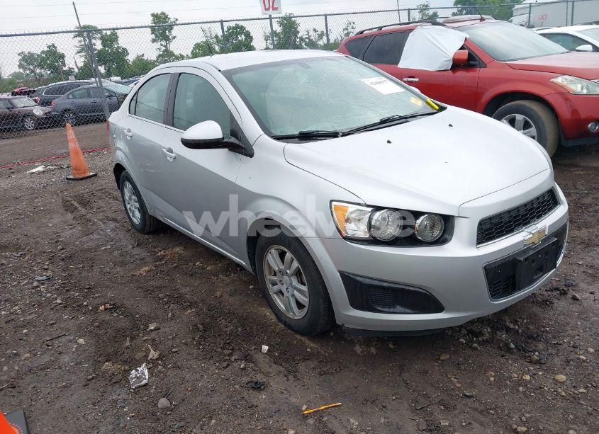 2014 Chevrolet Sonic LT AUTO (VIN 1G1JC5SH7E4131057) main photo