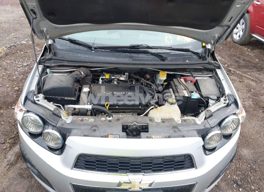 Photo 10 of 2014 Chevrolet Sonic LT AUTO (VIN 1G1JC5SH7E4131057)