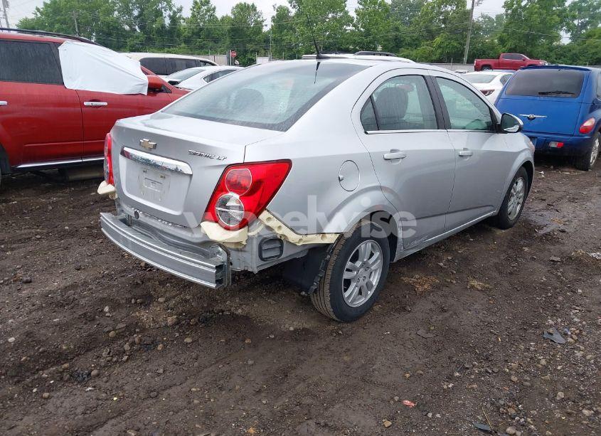 Photo 4 of 2014 Chevrolet Sonic LT AUTO (VIN 1G1JC5SH7E4131057)