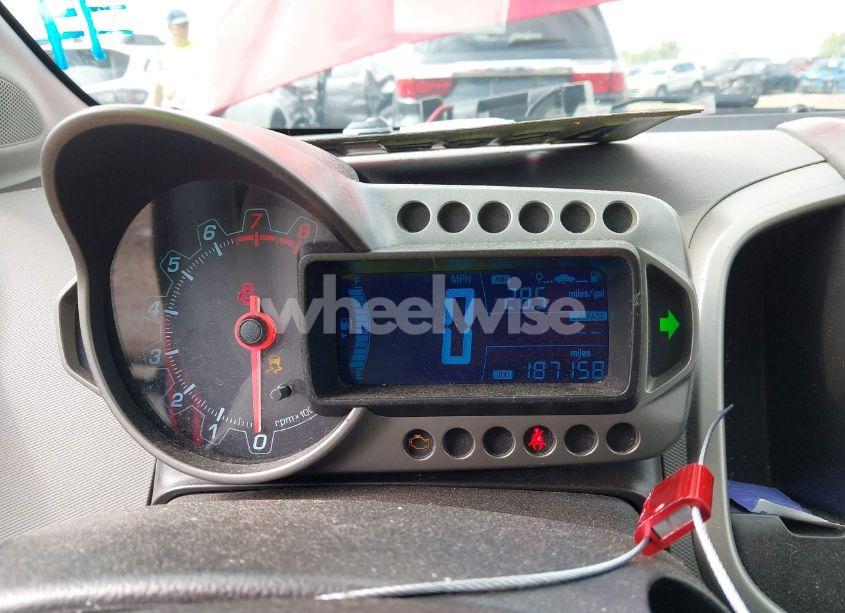 Photo 7 of 2014 Chevrolet Sonic LT AUTO (VIN 1G1JC5SH7E4149946)