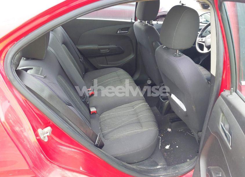 Photo 8 of 2014 Chevrolet Sonic LT AUTO (VIN 1G1JC5SH7E4149946)