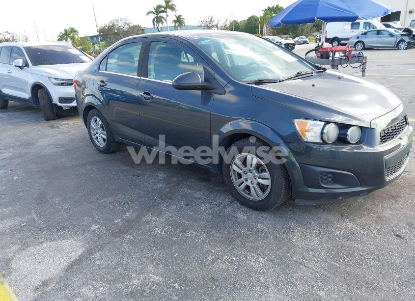 2014 Chevrolet Sonic LT AUTO (VIN 1G1JC5SH7E4150384) main photo