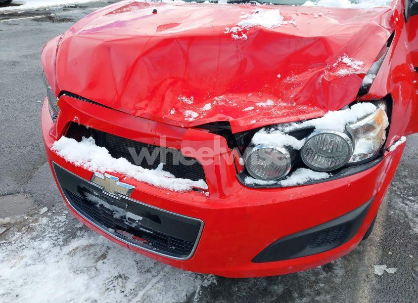 Photo 6 of 2014 Chevrolet Sonic LT AUTO (VIN 1G1JC5SH7E4159666)