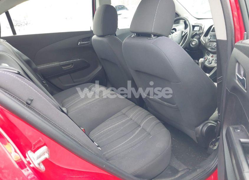 Photo 8 of 2014 Chevrolet Sonic LT AUTO (VIN 1G1JC5SH7E4159666)