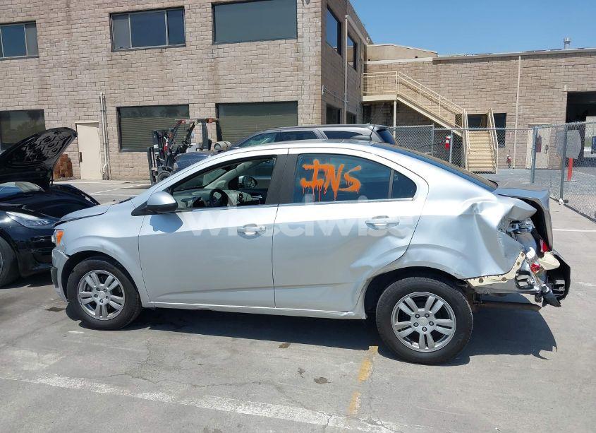 Photo 14 of 2015 Chevrolet Sonic LT AUTO (VIN 1G1JC5SH7F4101381)