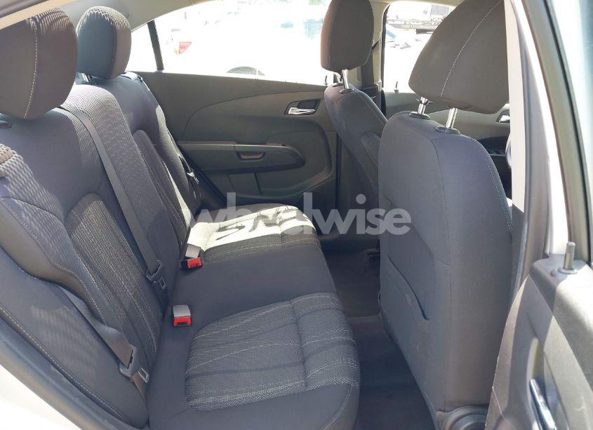 Photo 8 of 2015 Chevrolet Sonic LT AUTO (VIN 1G1JC5SH7F4101381)