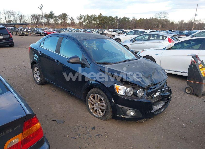 2012 Chevrolet Sonic 2LT (VIN 1G1JC5SH8C4119982) main photo